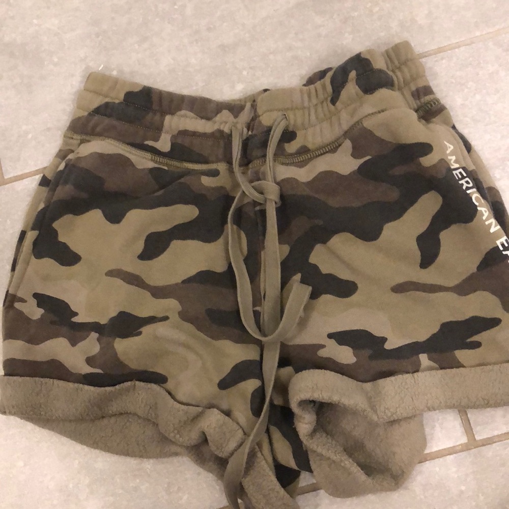 American eagle soft shorts